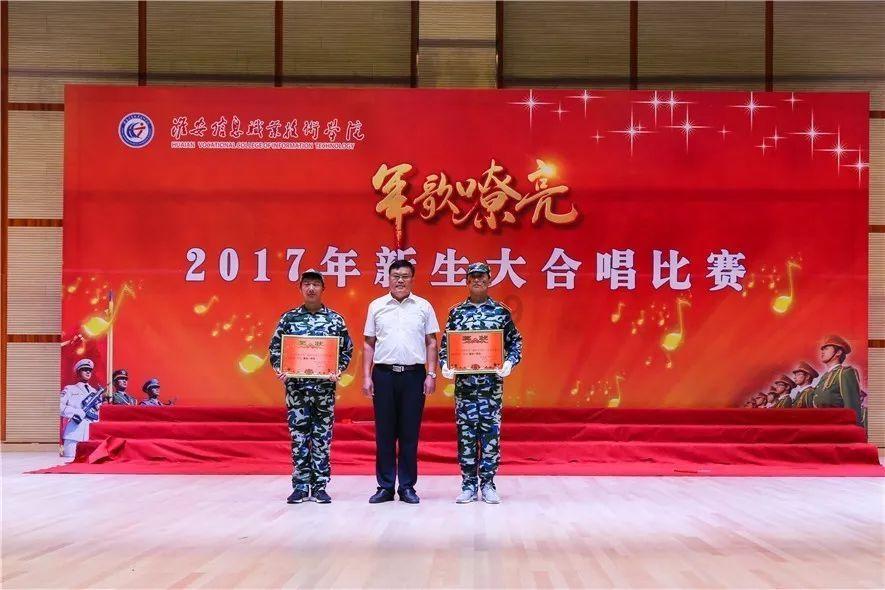 于正新剧《五福临门》女配随时能掀桌,随便女配颜值都比卢昱晓高